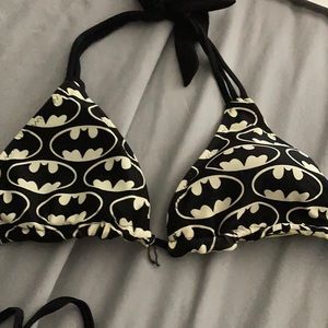 Reversable batman bikini top